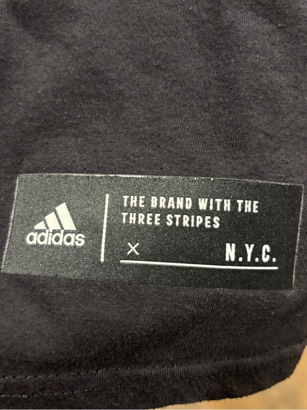 adidas Large Black Short Sleeve Tee with White New York Cart Graphic